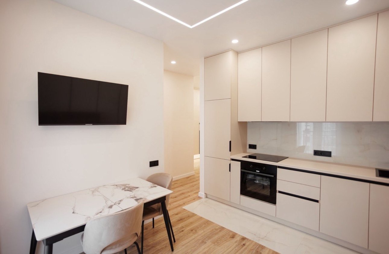 Квартира на вул. Краснова, 43 м², 83 000$ — FAKTOR