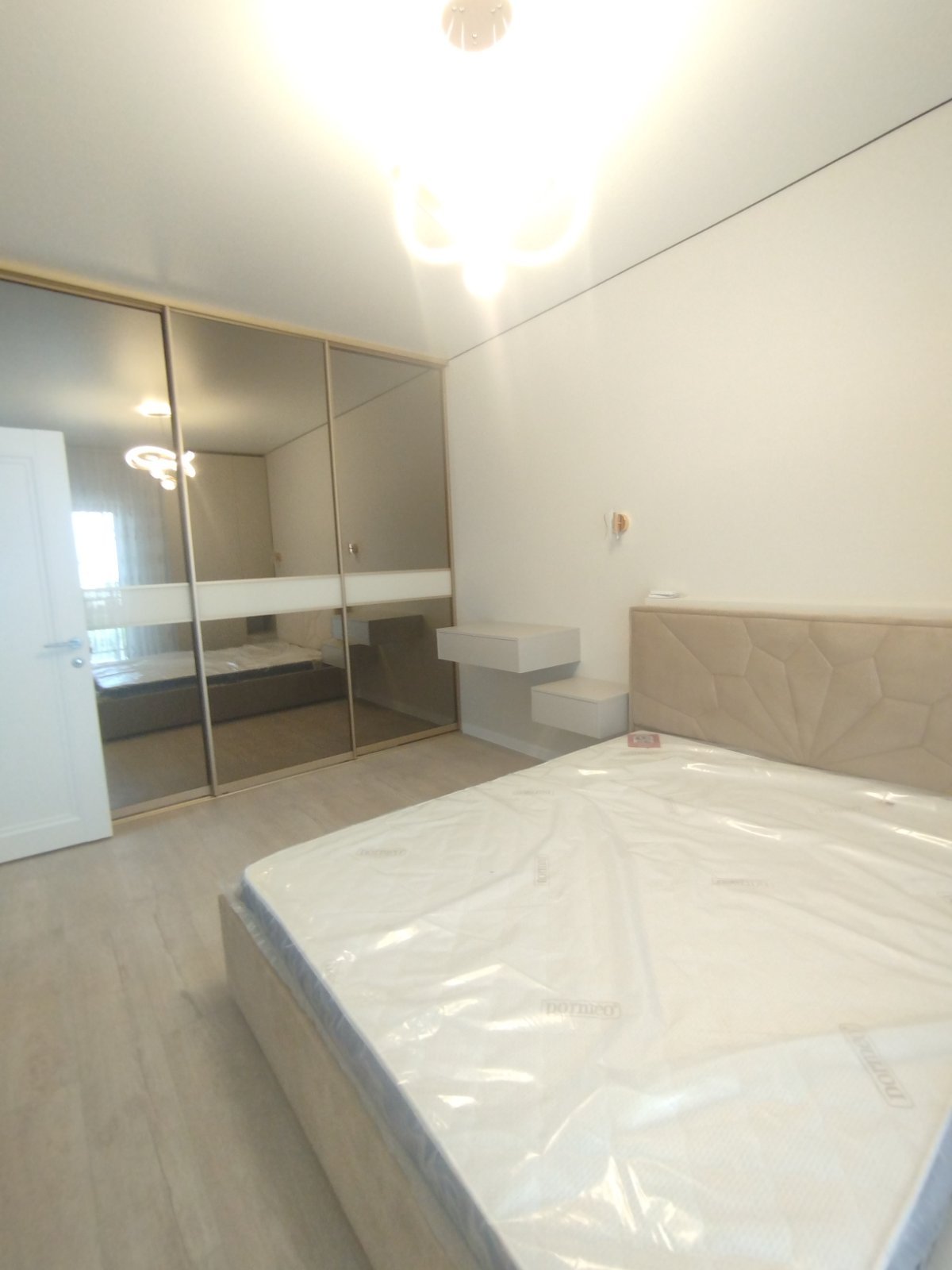 Квартира на вул. Краснова, 42 м², 70 000$ — FAKTOR