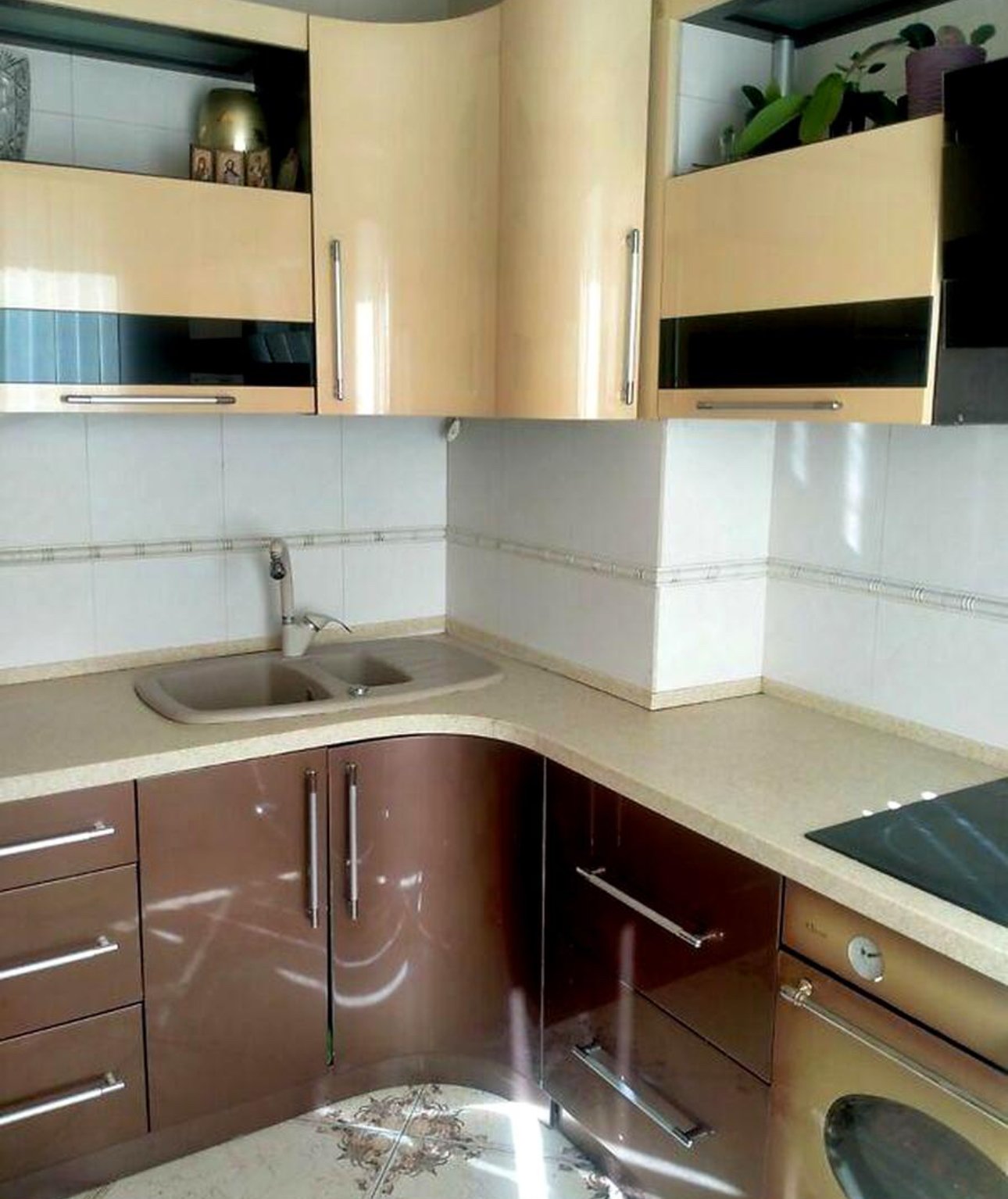 Квартира на вул. Добровольского проспект, 85 м², 62 000$ — FAKTOR