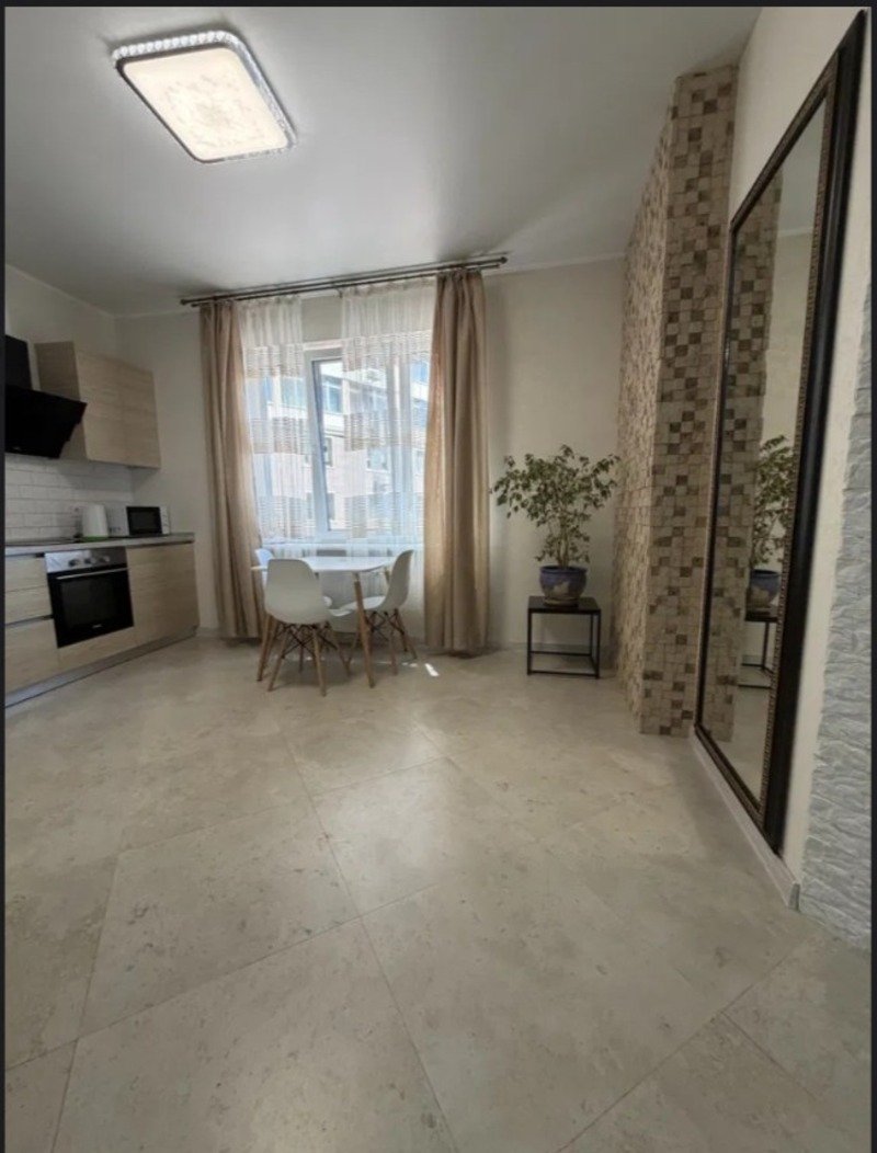 Квартира на вул. Каманина, 48 м², 95 000$ — FAKTOR