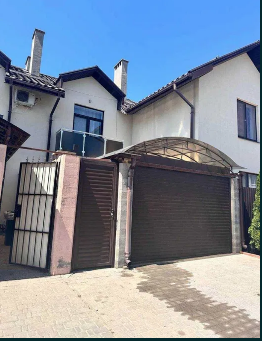 Будинок на вул. Массив 11, 130 м², 125 000$ — FAKTOR