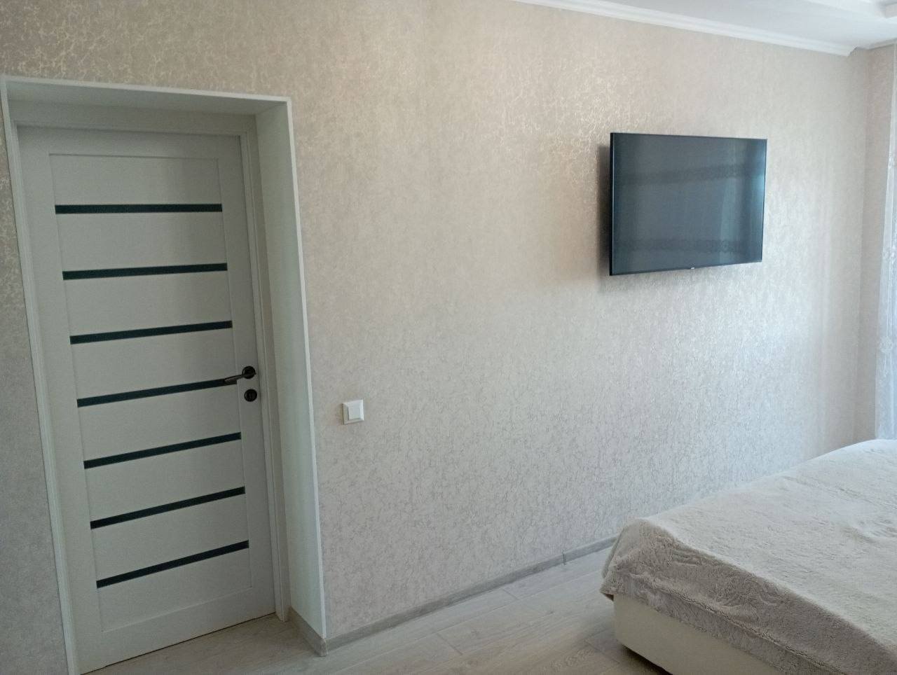 Квартира на ул. Сахарова Академика, 60 м², 99 000$ — FAKTOR