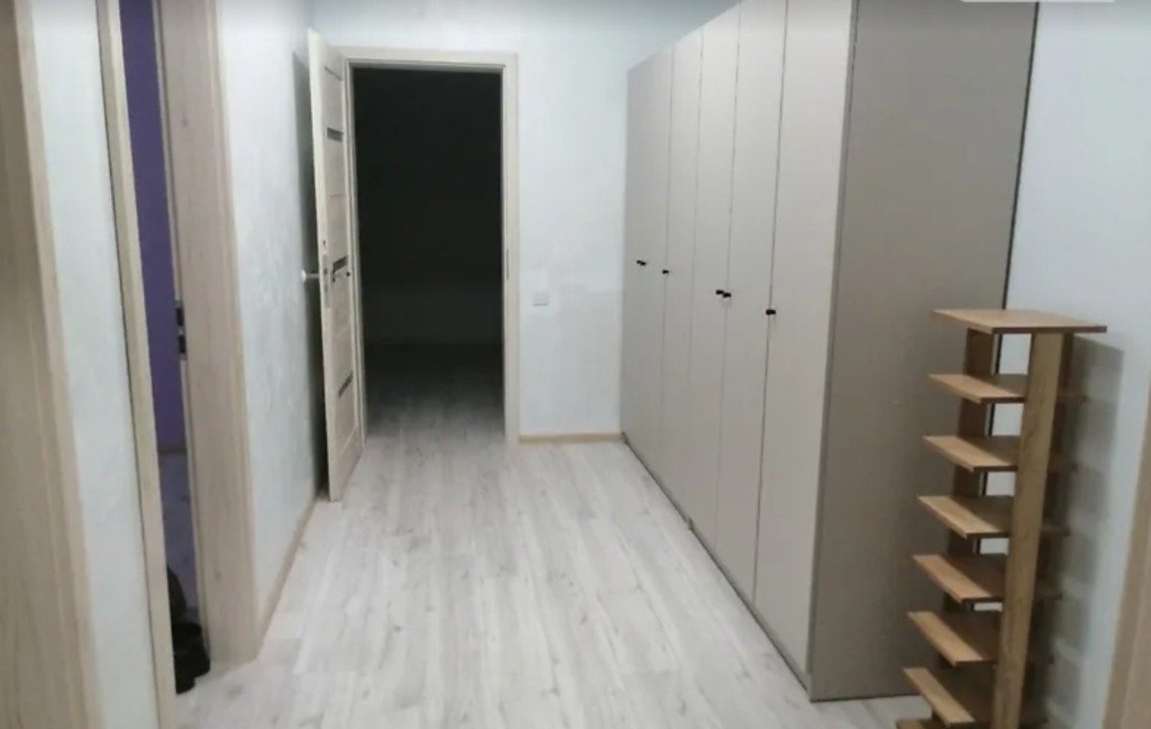 Квартира на вул. Новобереговая, 81 м², 114 317$ — FAKTOR