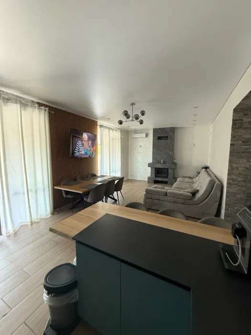 Будинок на вул. Шевченко, 200 м², 215 000$ — FAKTOR