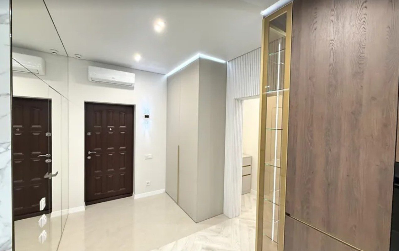 Квартира на ул. Краснова, 70 м², 155 000$ — FAKTOR