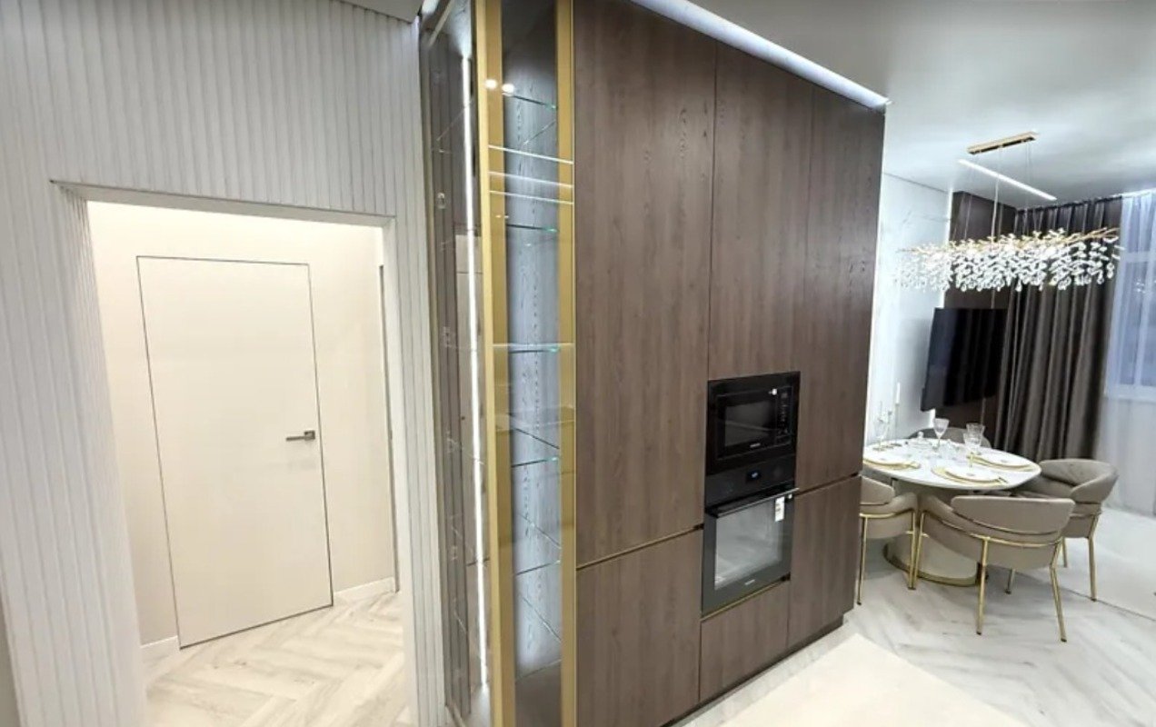 Квартира на ул. Краснова, 70 м², 155 000$ — FAKTOR