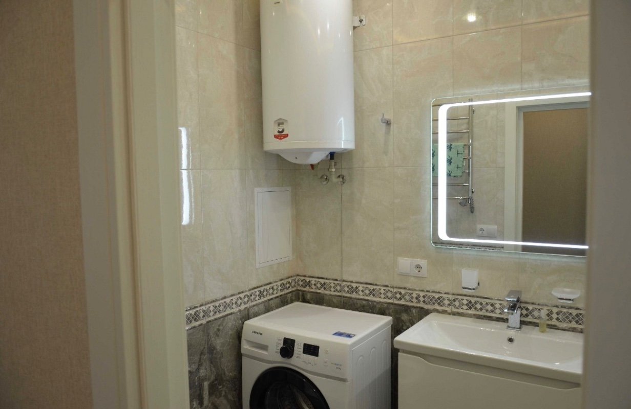 Квартира на ул. Бассейная, 38 м², 55 000$ — FAKTOR