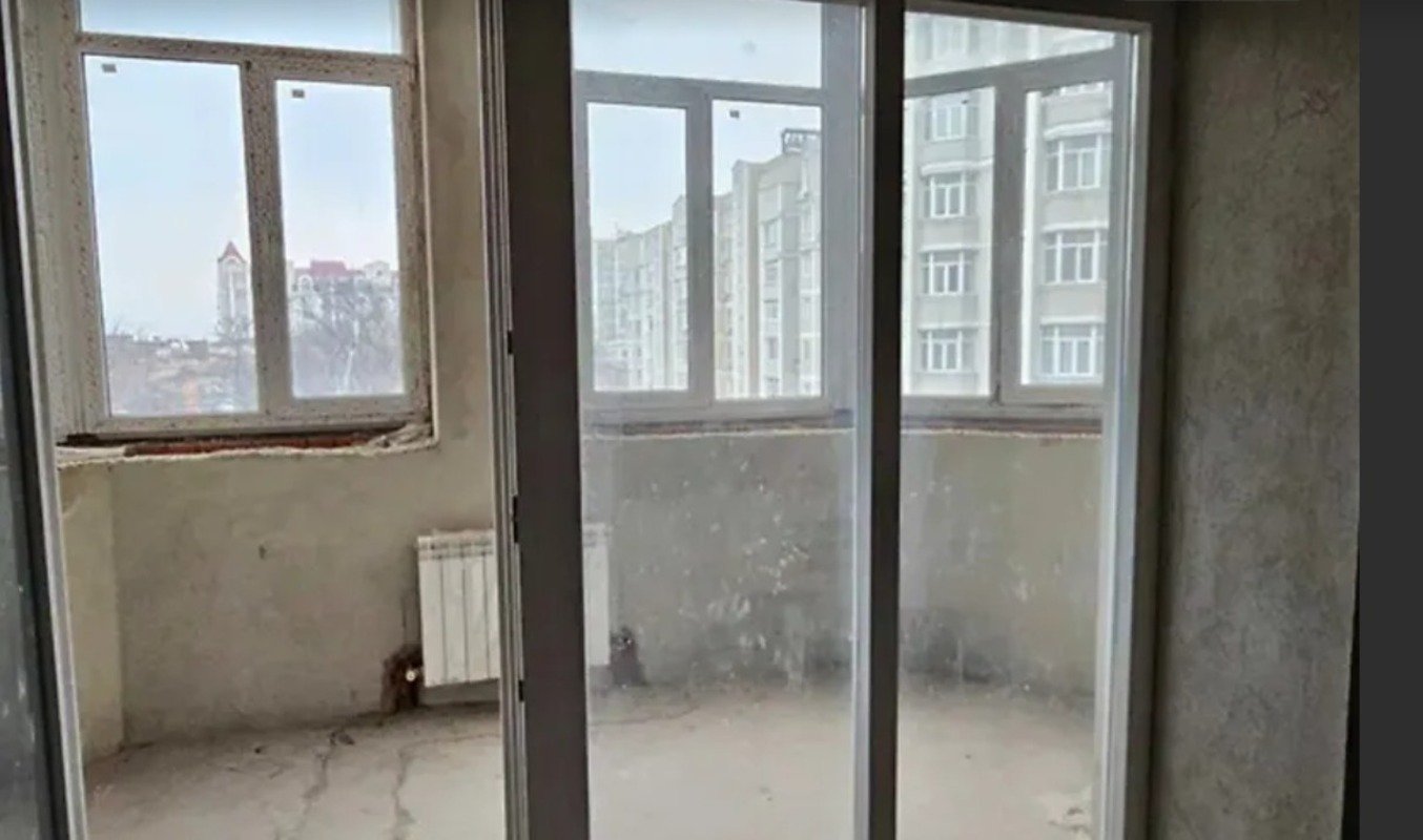 Квартира на ул. Довженко, 130 м², 270 000$ — FAKTOR