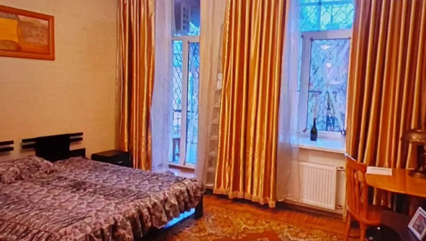 Квартира на вул. Троицкая, 37 м², 53 000$ — FAKTOR