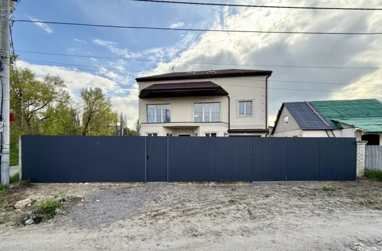 Будинок на вул. Селекционная, 237 м², 160 000$ — FAKTOR