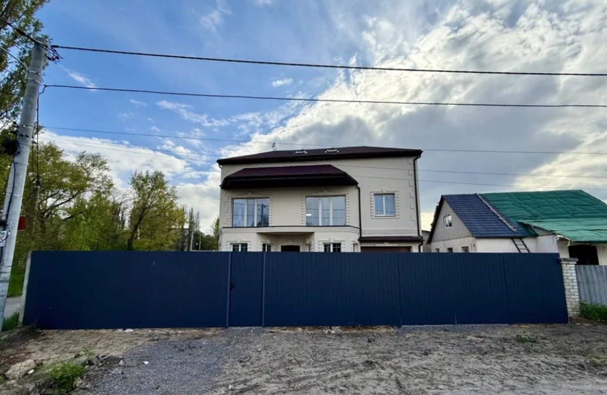 Будинок на вул. Селекционная, 237 м², 160 000$ — FAKTOR