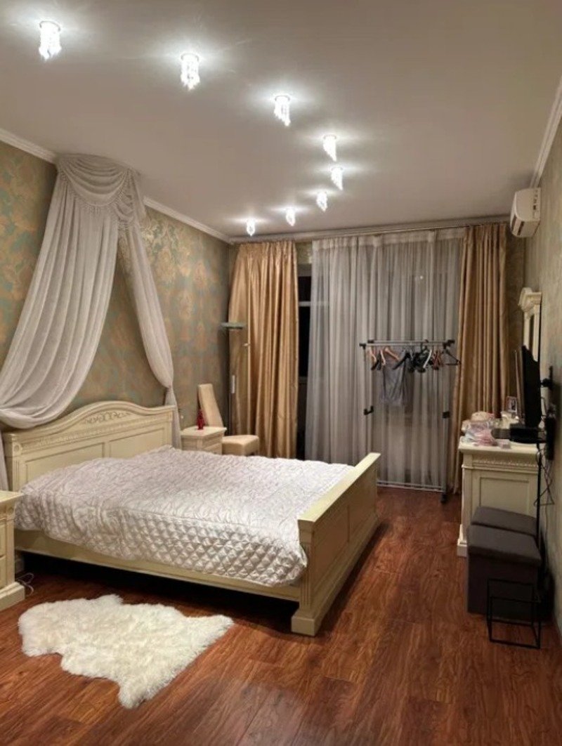 Квартира на вул. Солнечная (Приморский), 111 м², 195 000$ — FAKTOR