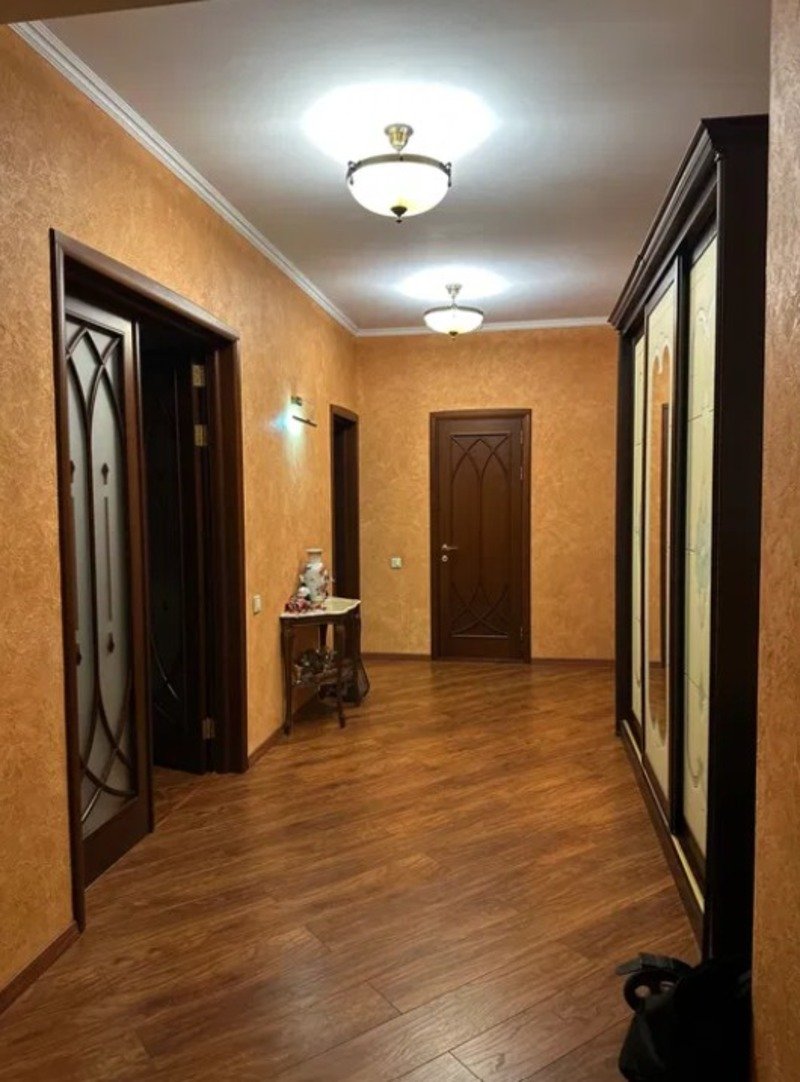 Квартира на вул. Солнечная (Приморский), 111 м², 195 000$ — FAKTOR