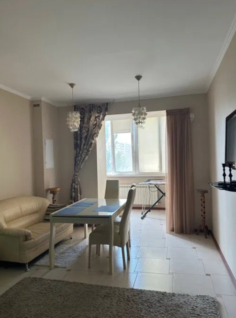 Квартира на вул. Солнечная (Приморский), 111 м², 195 000$ — FAKTOR