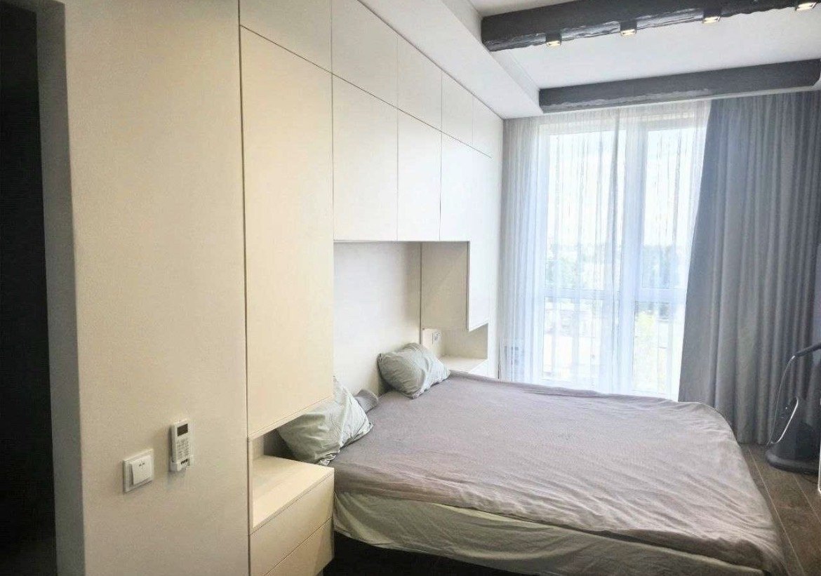 Квартира на вул. Глушко Академика проспект, 37 м², 87 000$ — FAKTOR