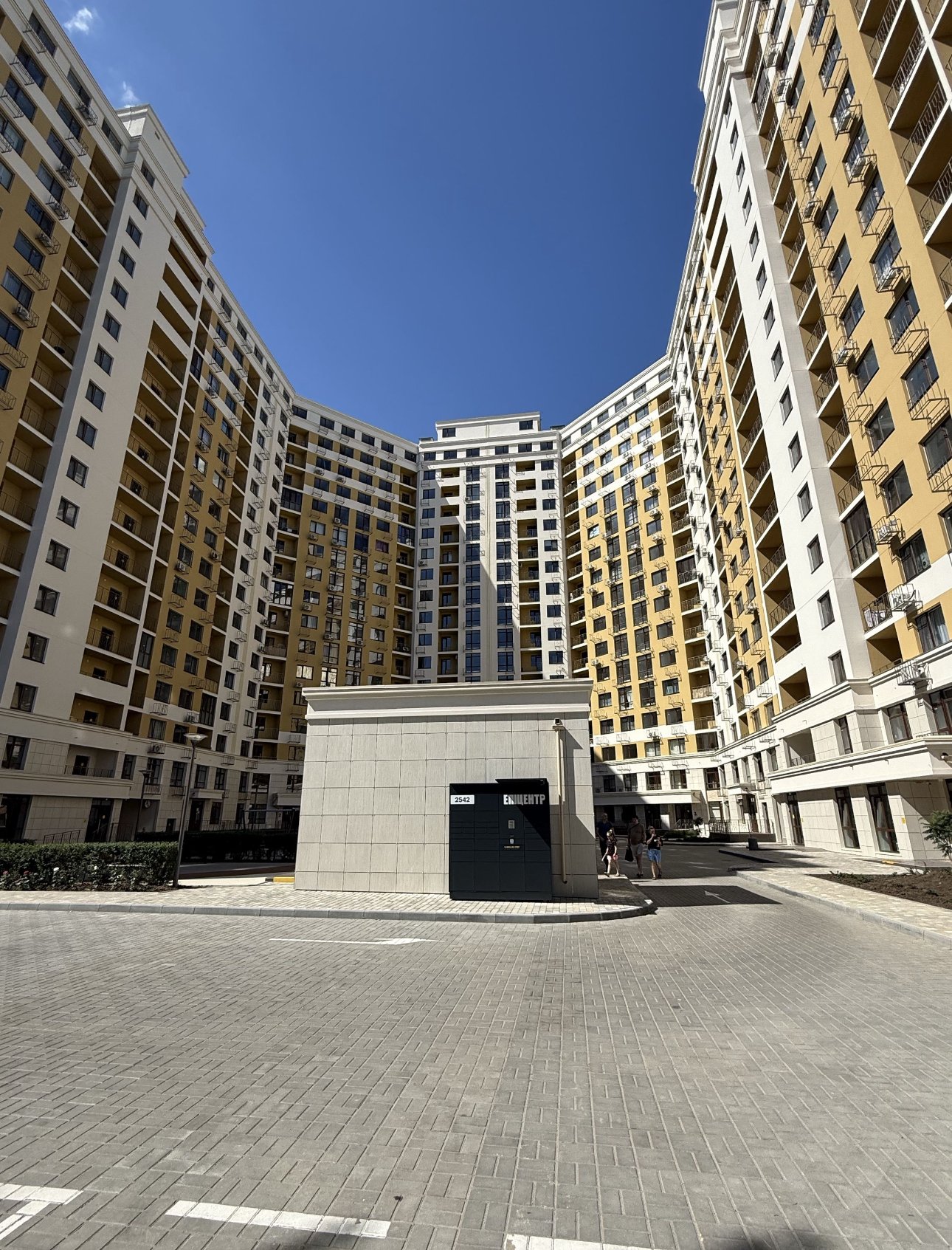 Квартира на вул. Глушко Академика проспект, 35 м², 57 000$ — FAKTOR