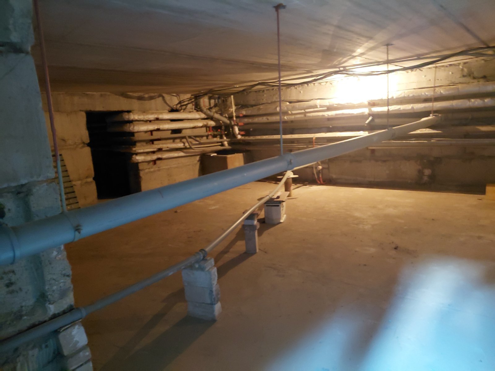 Комерційна нерухомість на вул. Маршала Бабаджаняна, 120 м², 17 000$ — FAKTOR