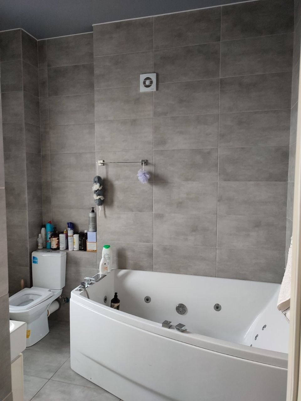 Дом на ул. Жолио-Кюри, 220 м², 200 000$ — FAKTOR