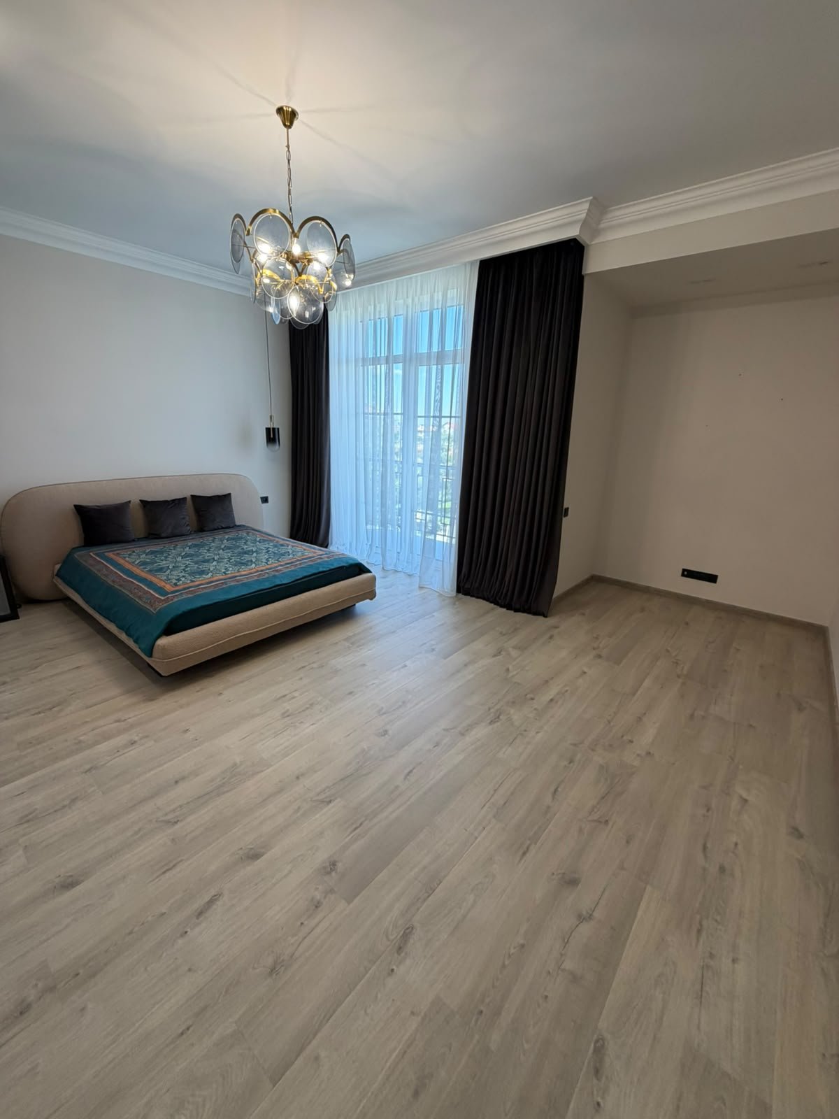 Дом на ул. Корабельная, 253 м², 1 300 000$ — FAKTOR