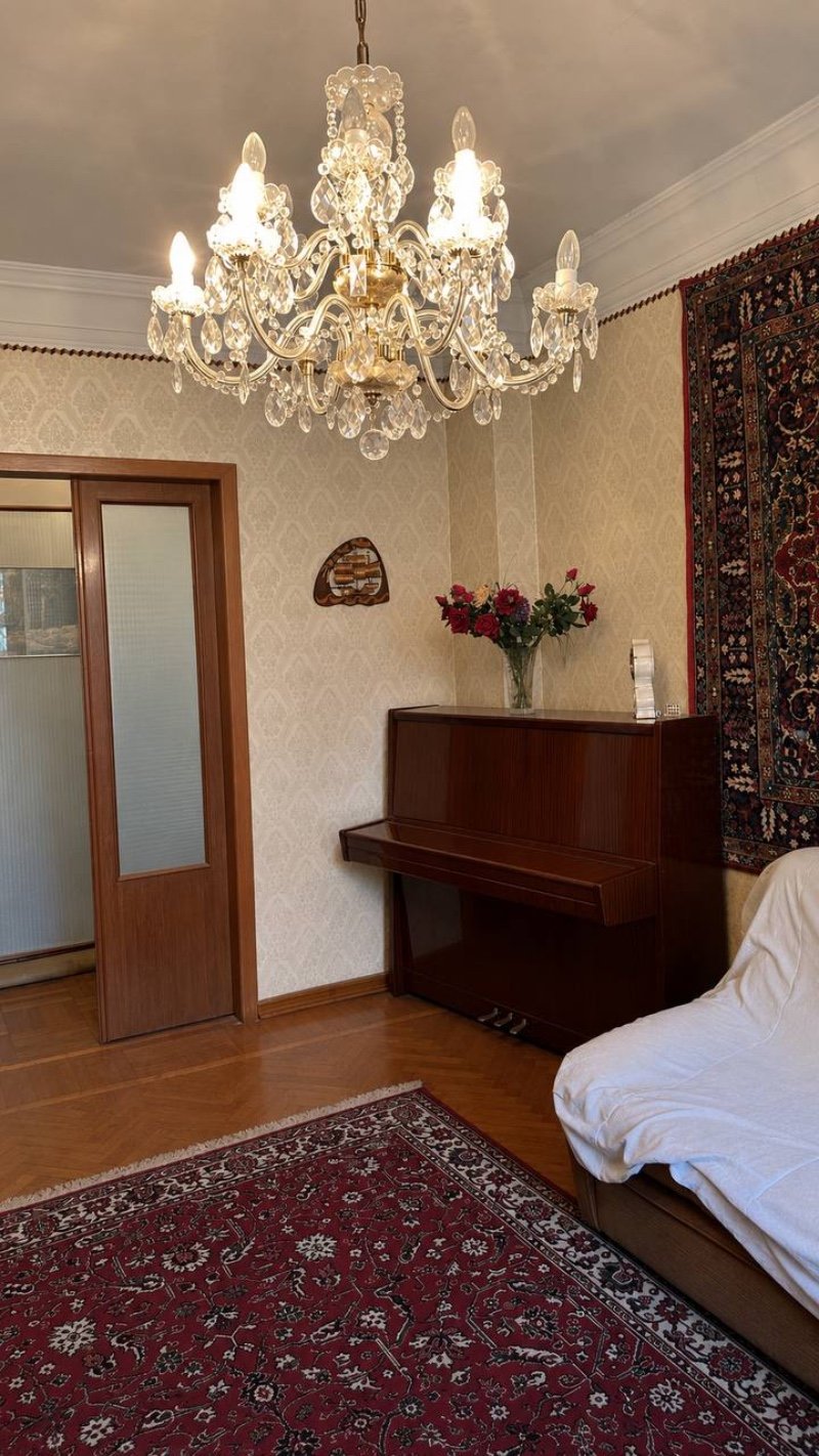 Квартира на вул. Гагарина проспект, 62 м², 100 000$ — FAKTOR