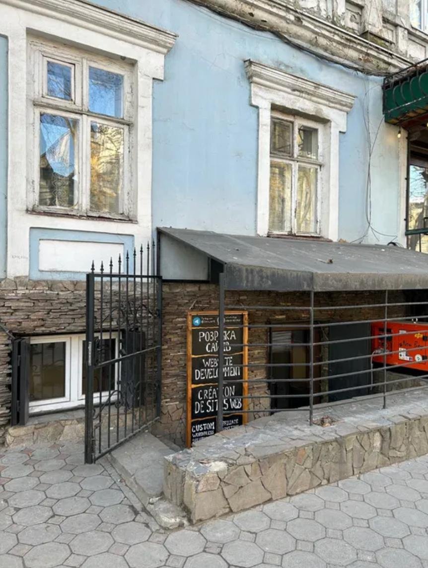 Комерційна нерухомість на вул. Пушкинская, 80 м², 54 900$ — FAKTOR