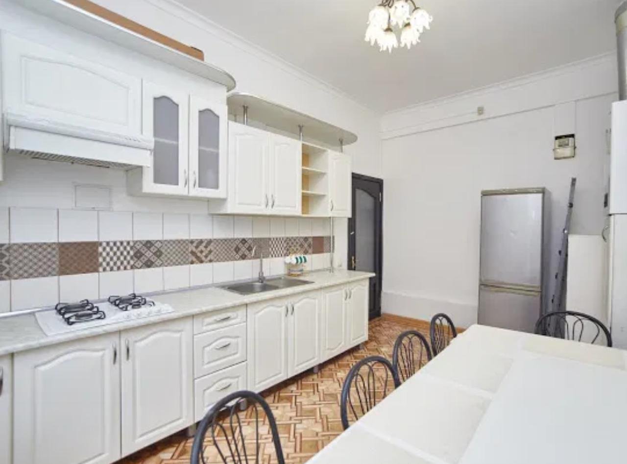Квартира на вул. Канатная, 160 м², 180 000$ — FAKTOR