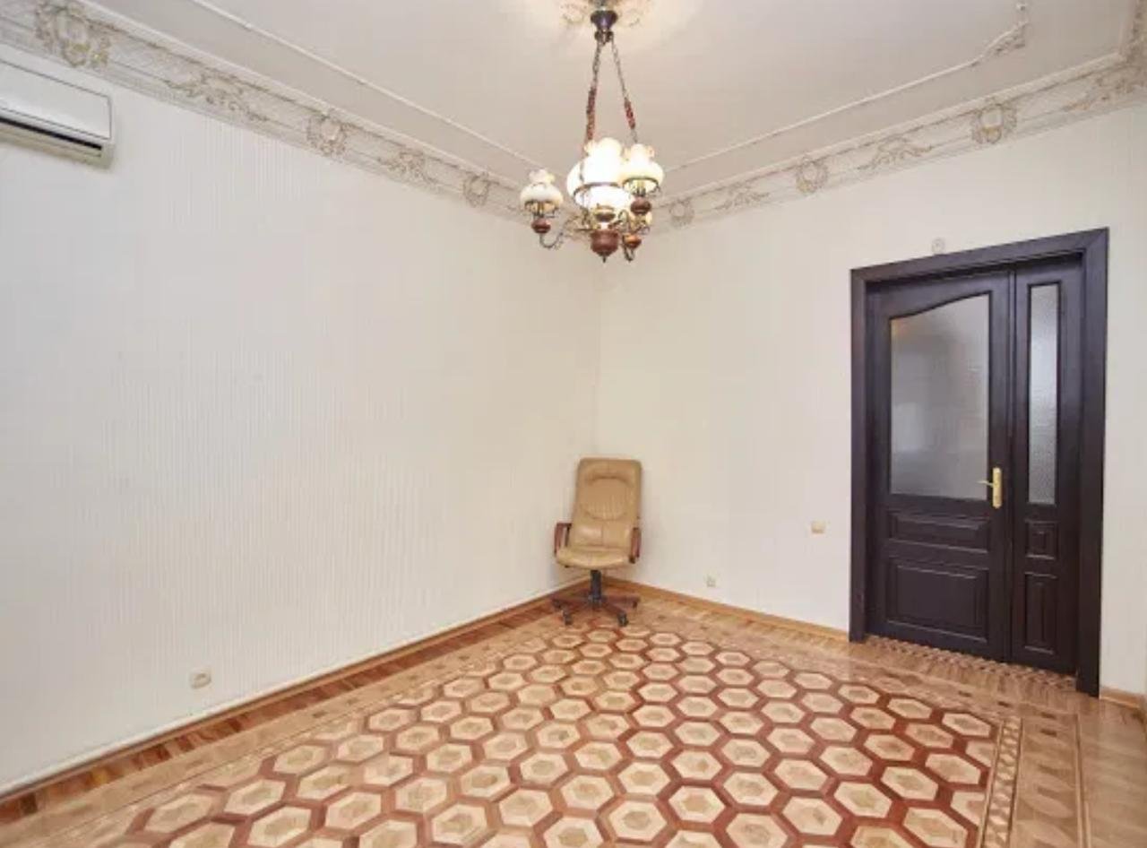 Квартира на вул. Канатная, 160 м², 180 000$ — FAKTOR