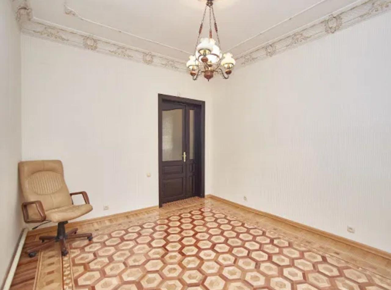 Квартира на вул. Канатная, 160 м², 180 000$ — FAKTOR