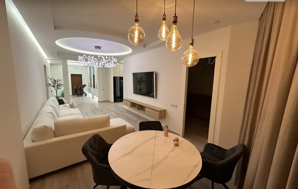 Квартира на вул. Мореходный пер, 143 м², 300 000$ — FAKTOR