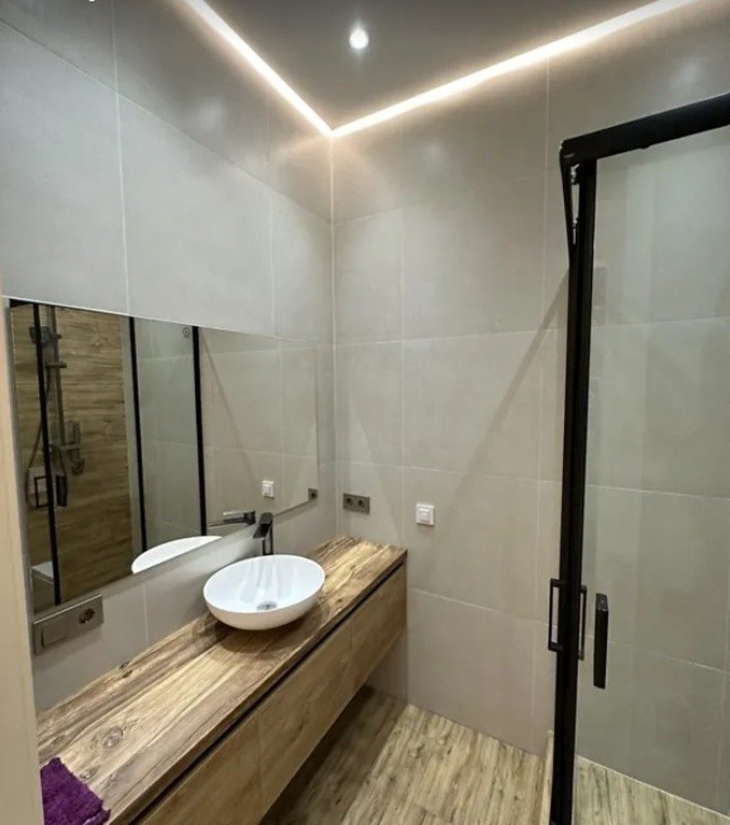 Квартира на вул. Мореходный пер, 143 м², 300 000$ — FAKTOR