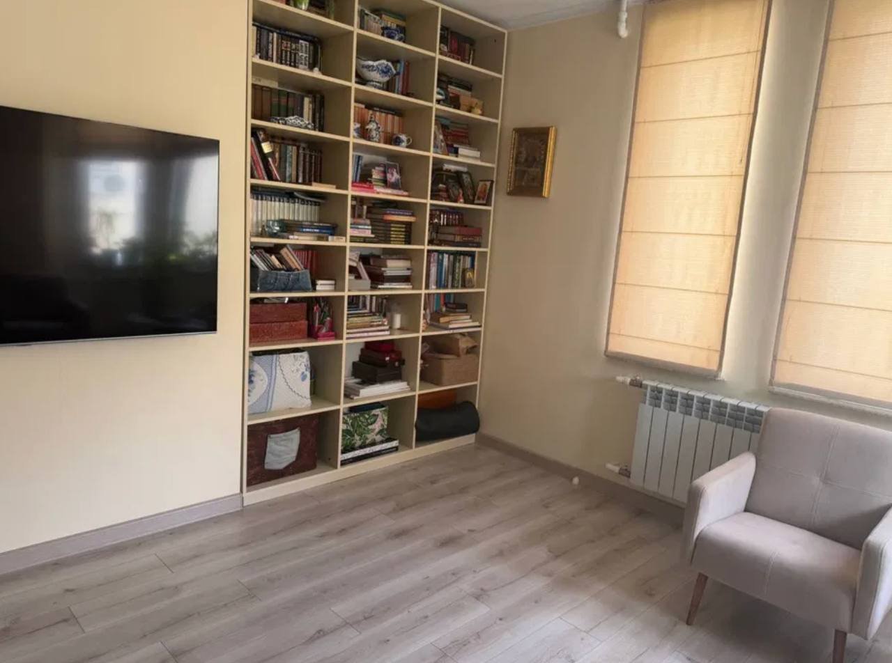 Квартира на вул. Тополевая, 119 м², 152 000$ — FAKTOR