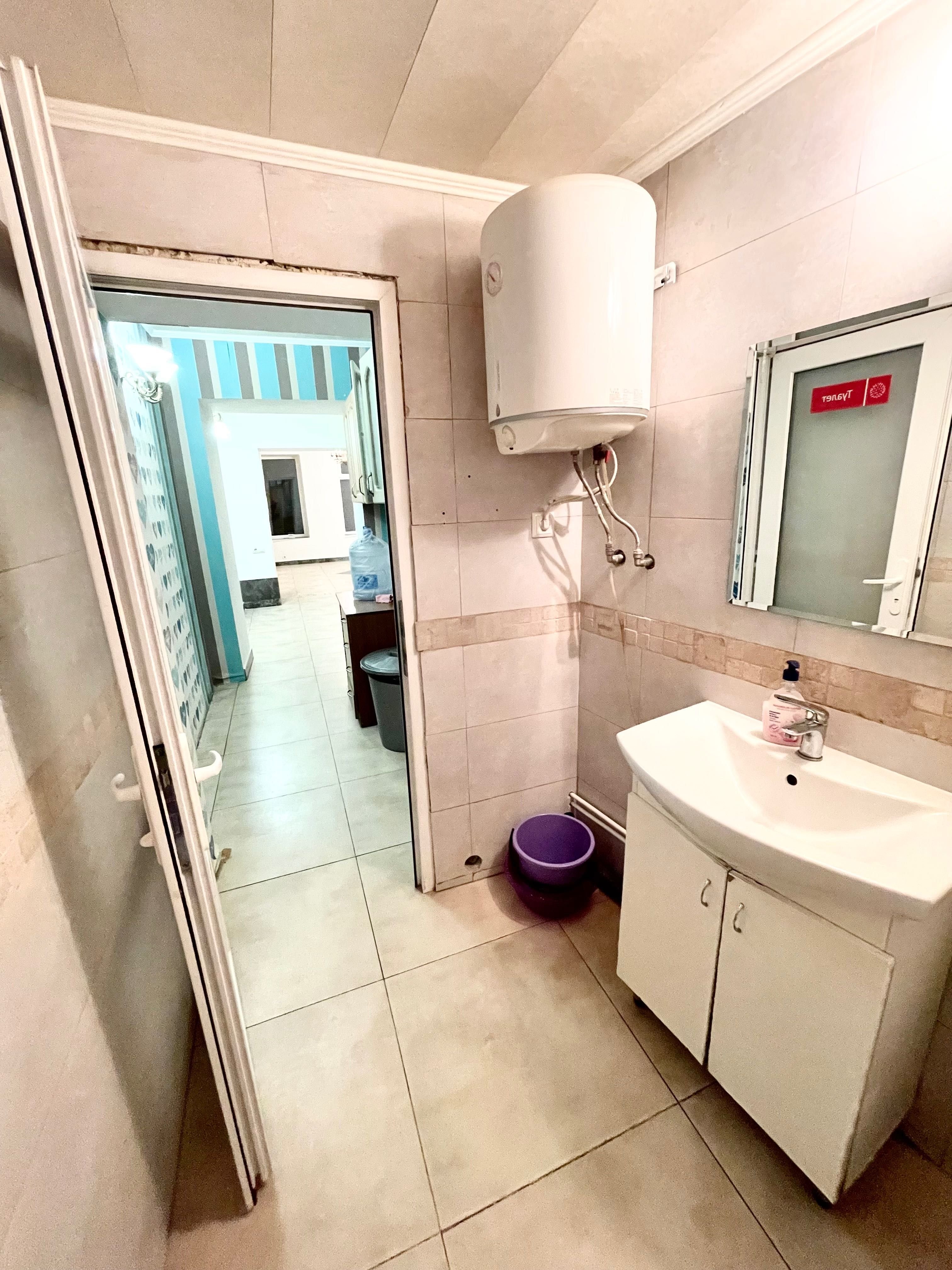 Комерційна нерухомість на вул. Малая Арнаутская, 47 м², 62 000$ — FAKTOR