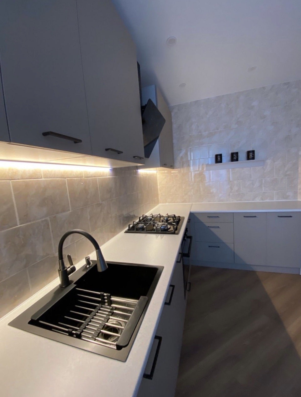 Квартира на вул. Композитора Нищинского, 94 м², 99 000$ — FAKTOR