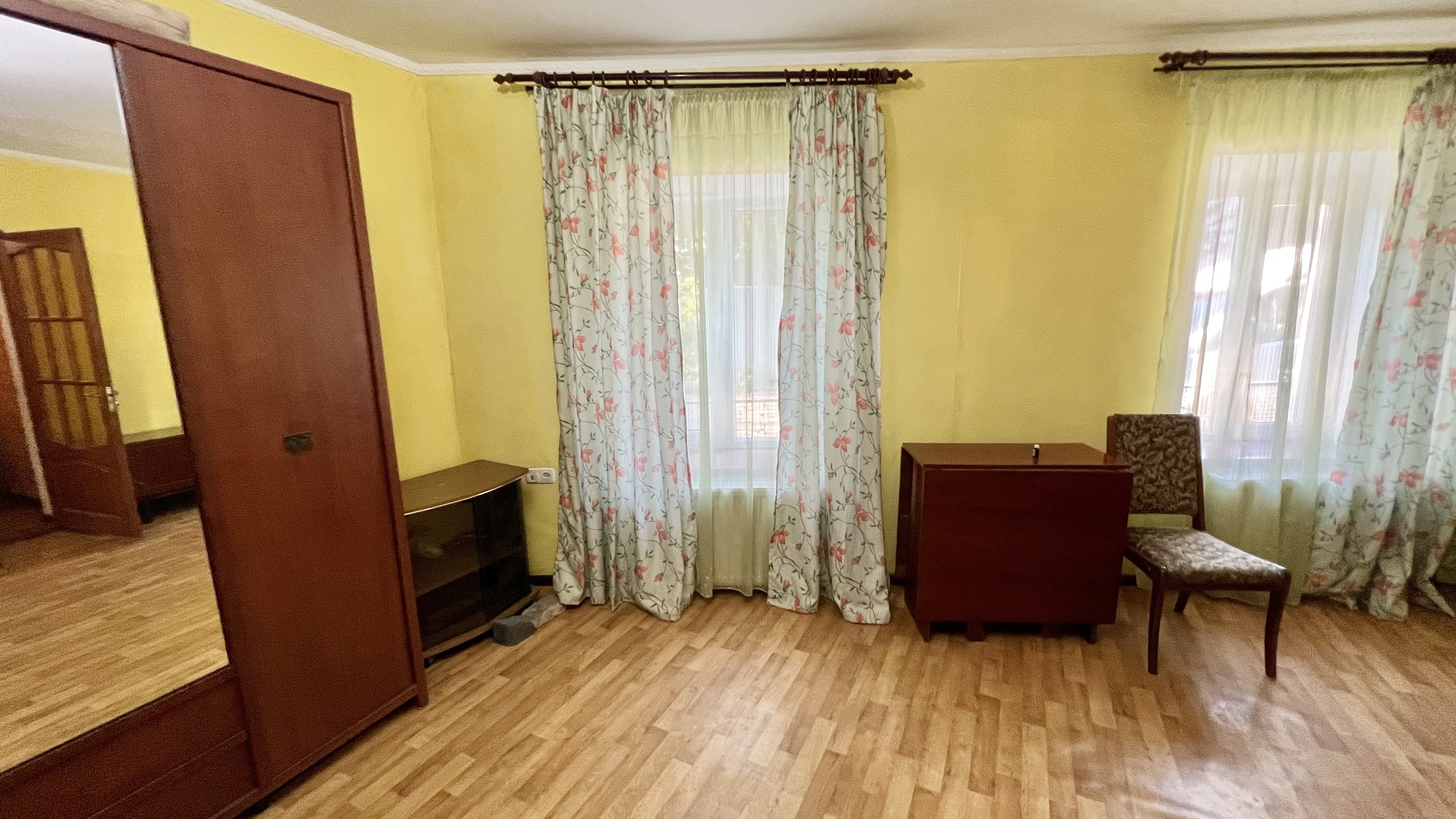 Квартира на вул. Заводская 3-я, 70 м², 44 000$ — FAKTOR