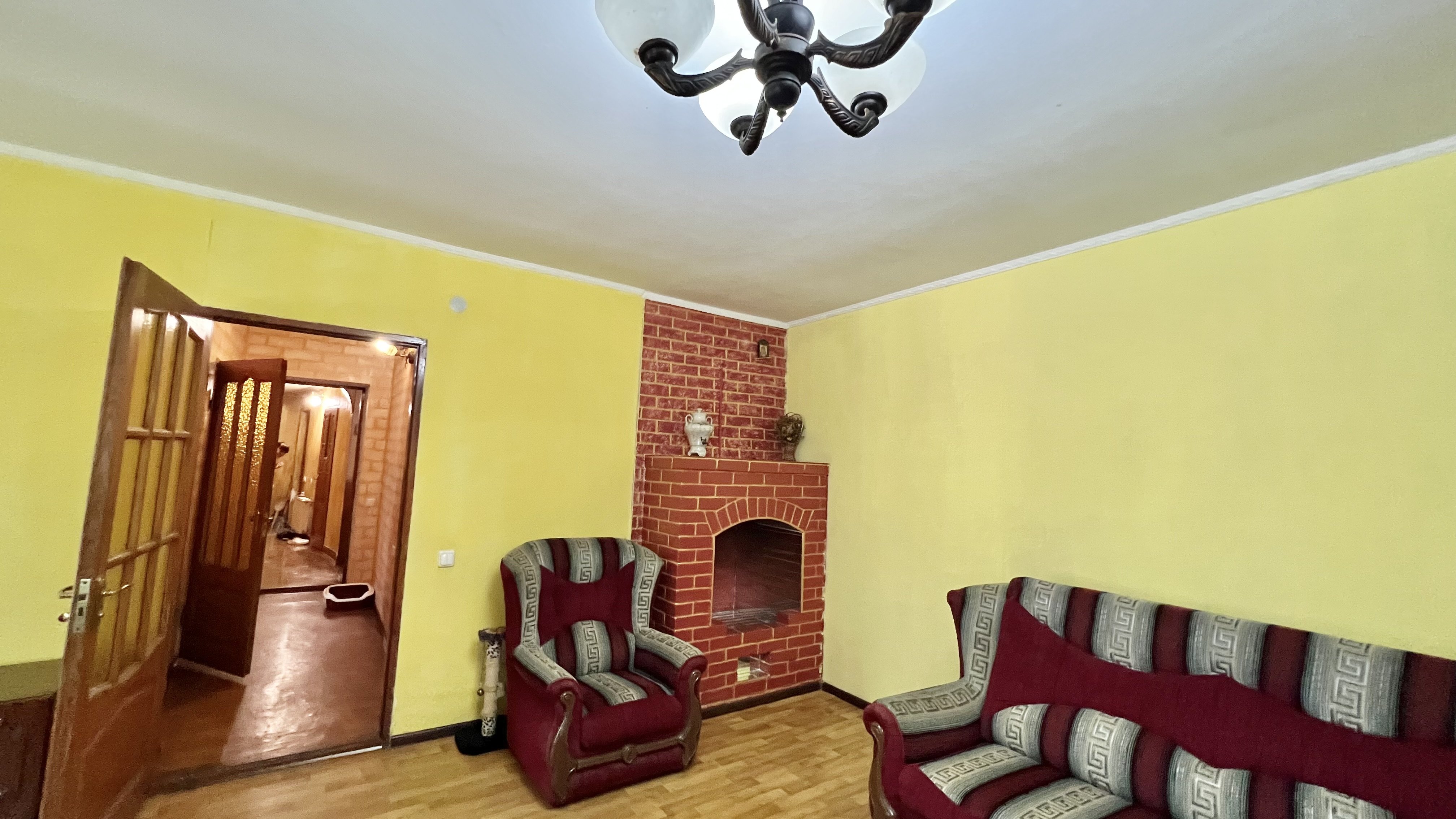 Квартира на вул. Заводская 3-я, 70 м², 44 000$ — FAKTOR