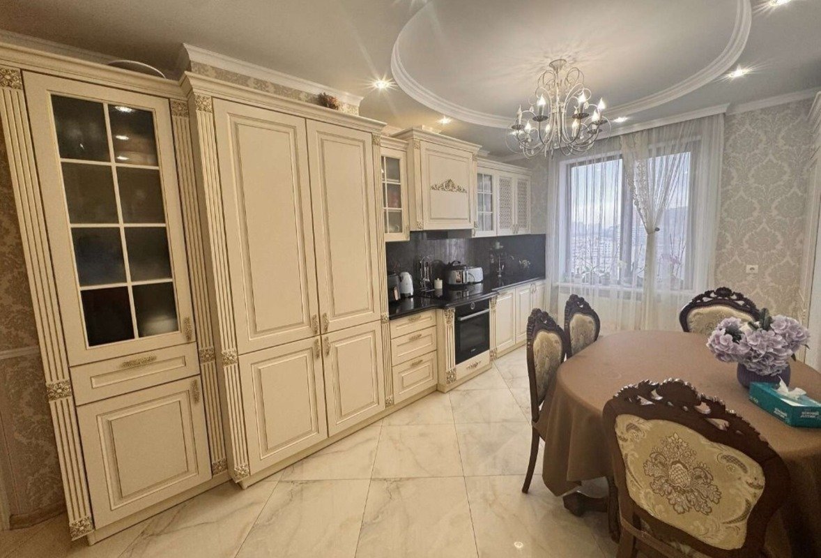 Квартира на вул. Педагогическая, 80 м², 175 000$ — FAKTOR