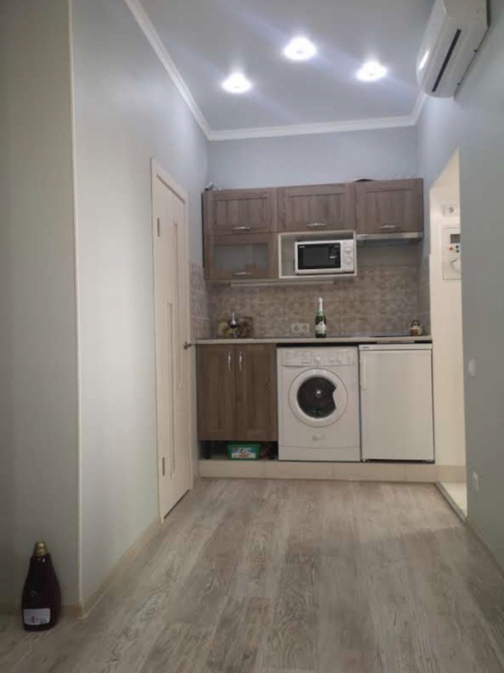 Квартира на вул. Осипова, 20 м², 20 000$ — FAKTOR