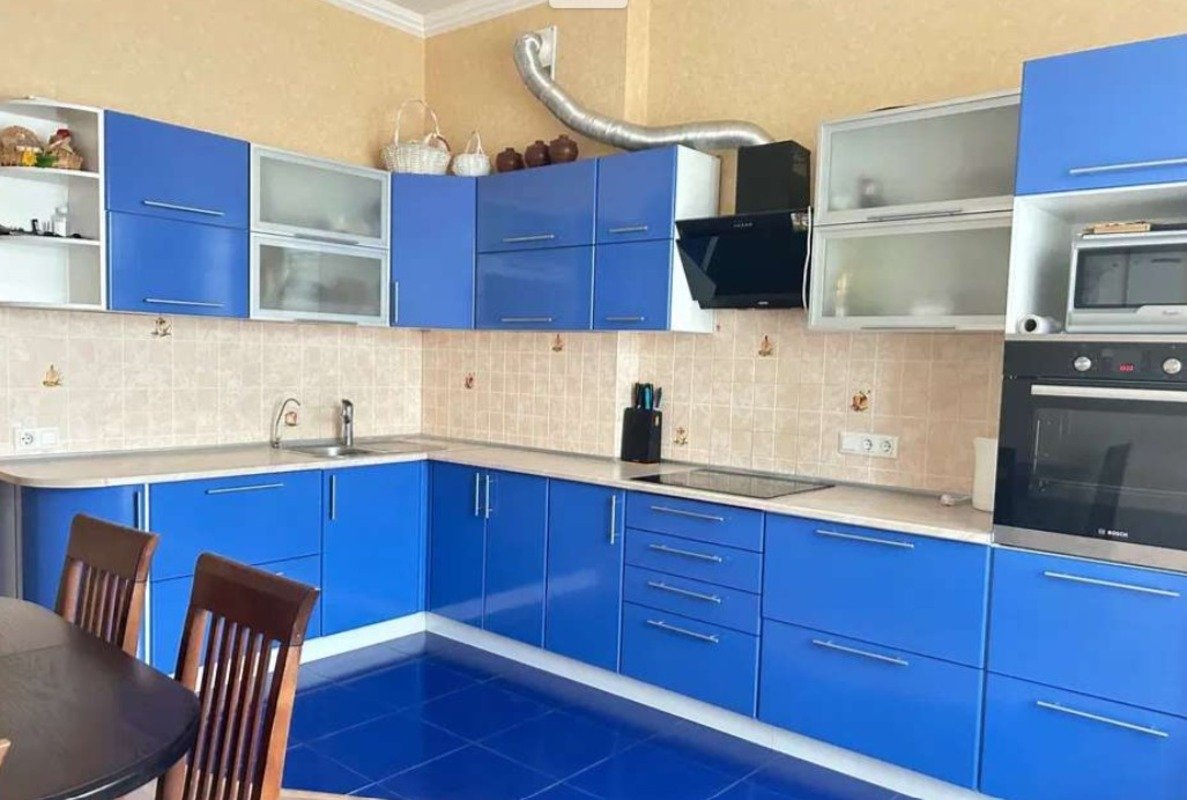 Квартира на ул. Радостная, 75 м², 75 000$ — FAKTOR