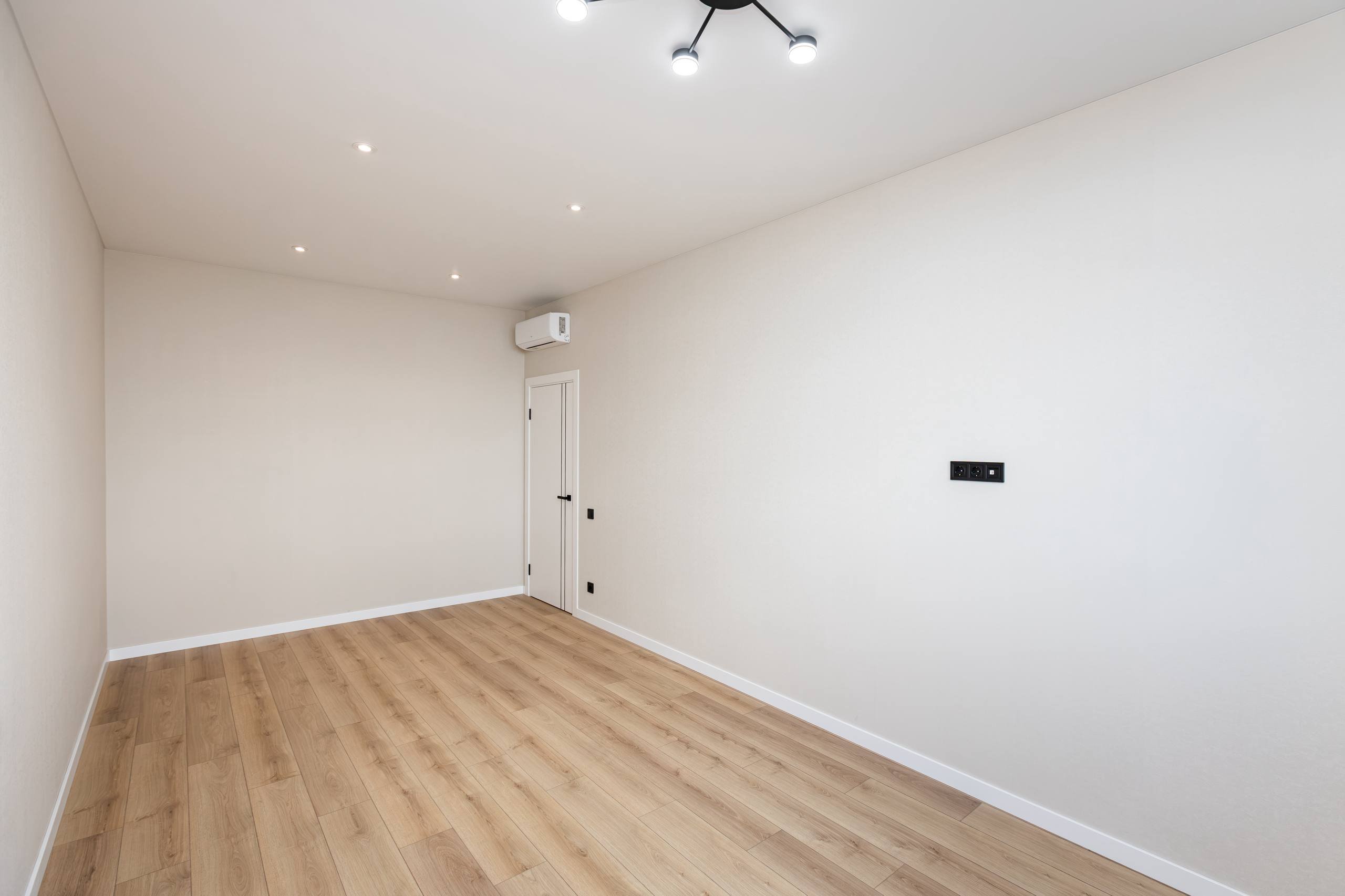Квартира на вул. Краснова, 43 м², 77 040$ — FAKTOR