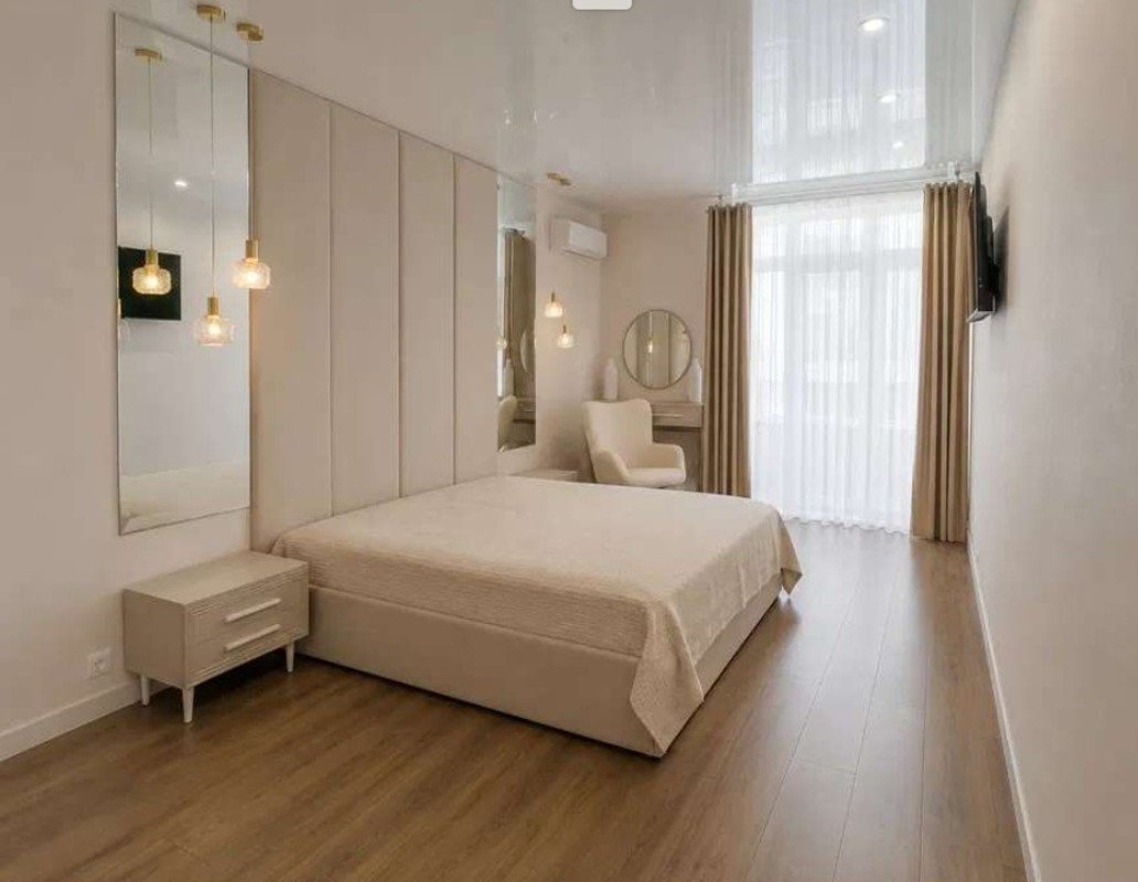 Квартира на вул. Ивана Франко, 70 м², 129 000$ — FAKTOR