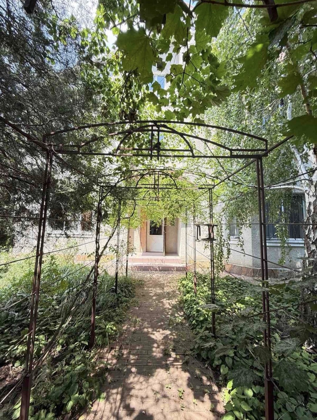 Будинок на вул. Согласия, 300 м², 200 000$ — FAKTOR
