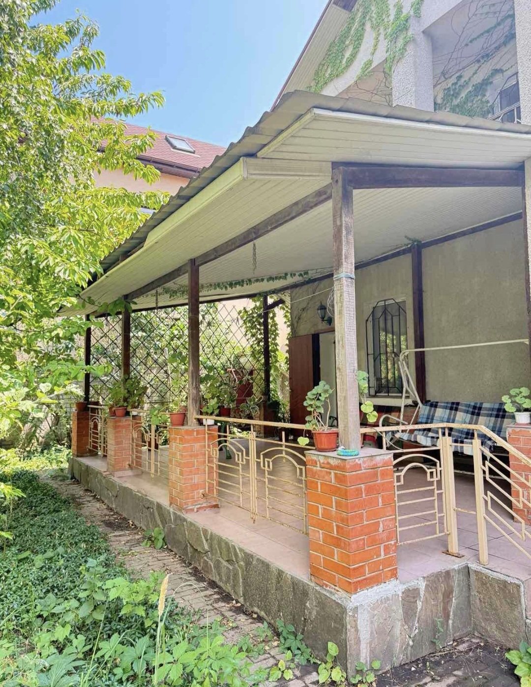 Будинок на вул. Согласия, 300 м², 200 000$ — FAKTOR