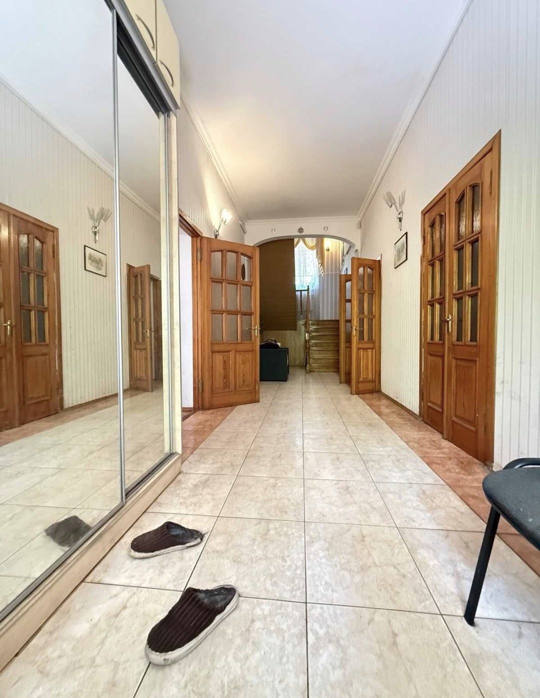 Будинок на вул. Согласия, 300 м², 200 000$ — FAKTOR