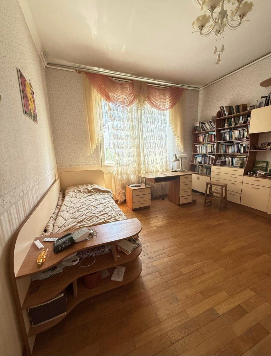 Будинок на вул. Согласия, 300 м², 200 000$ — FAKTOR