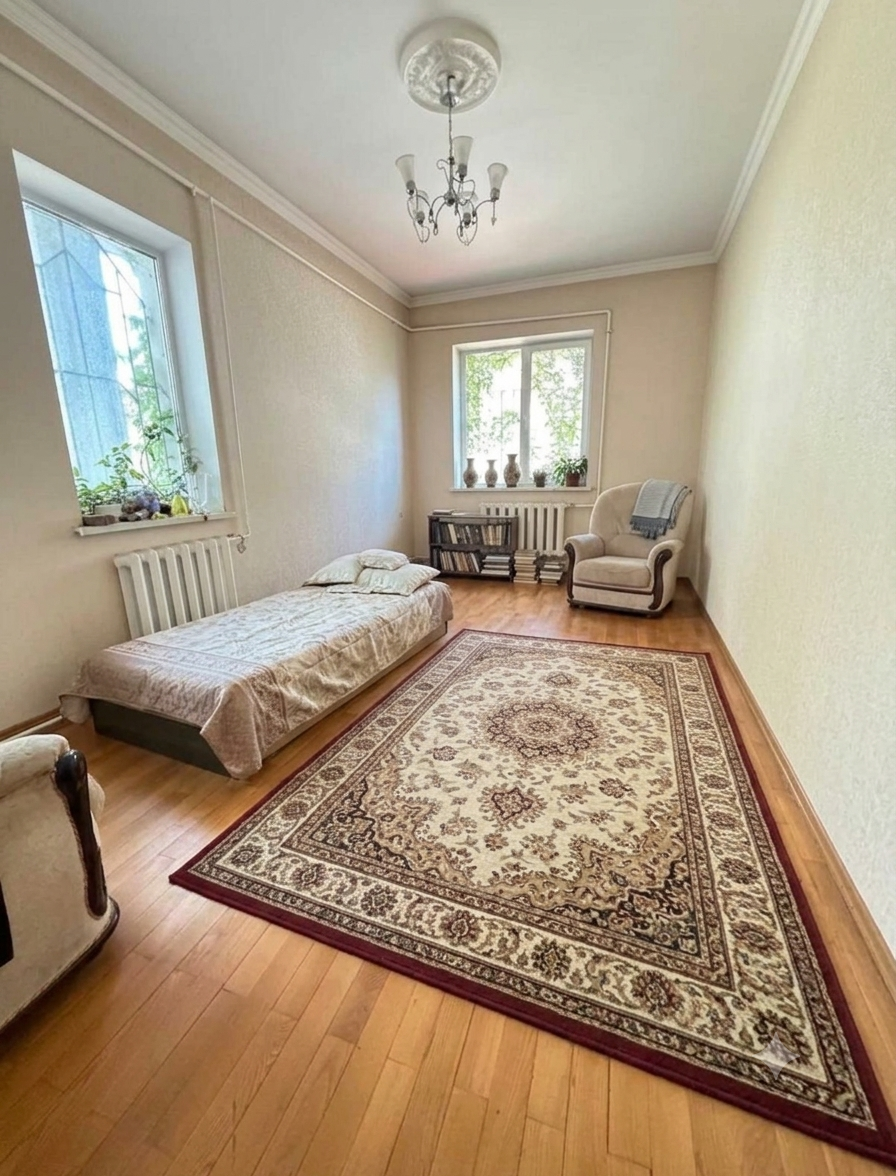 Будинок на вул. Согласия, 300 м², 200 000$ — FAKTOR