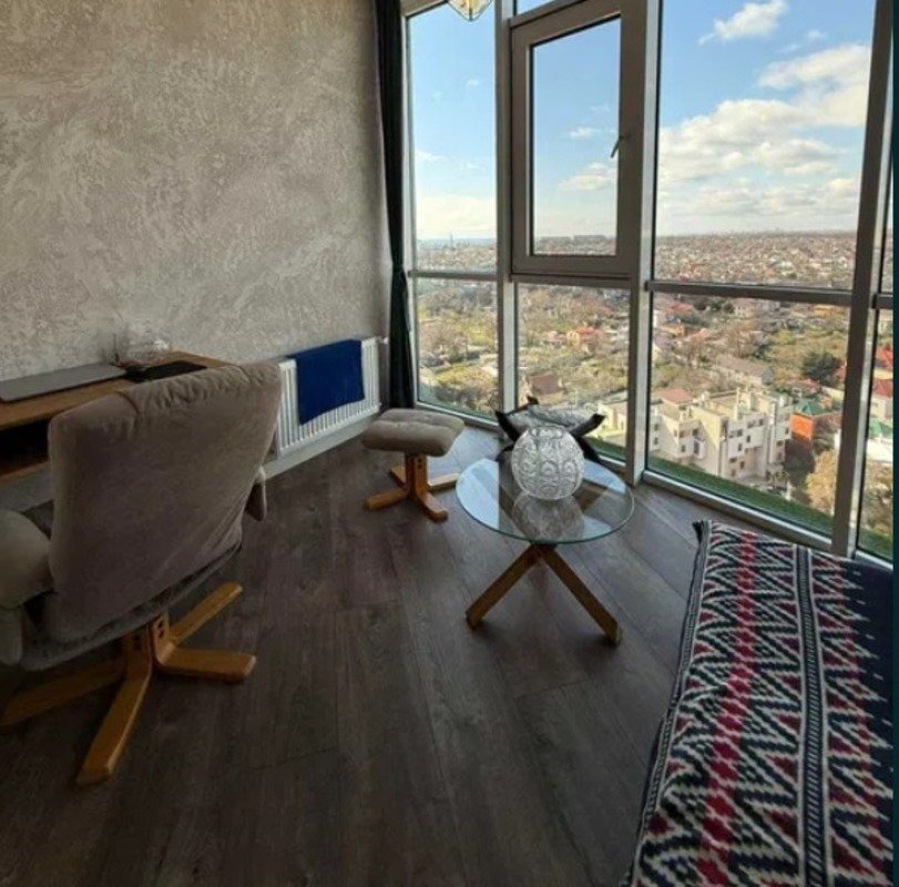 Квартира на вул. Фонтанская дорога (Киевский), 67 м², 135 000$ — FAKTOR