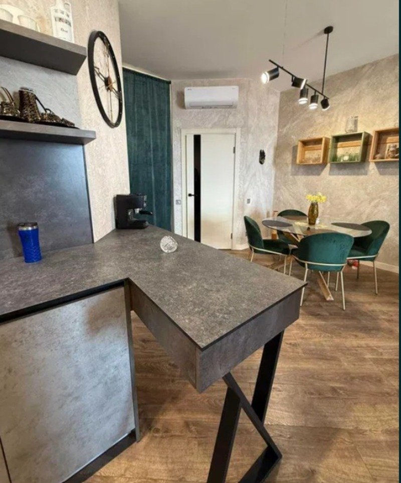Квартира на вул. Фонтанская дорога (Киевский), 67 м², 135 000$ — FAKTOR
