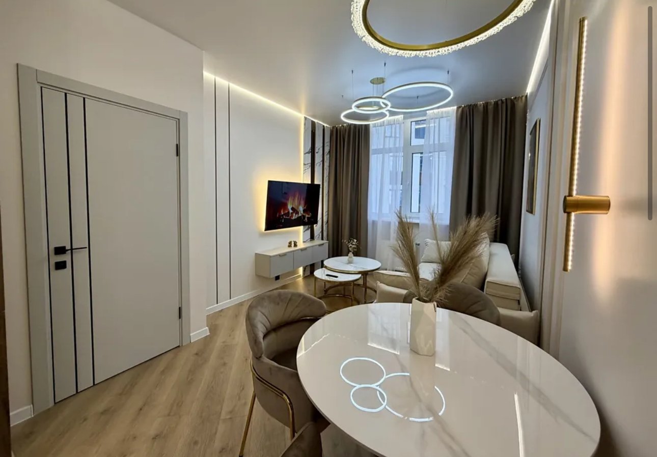 Квартира на вул. Краснова, 64 м², 125 000$ — FAKTOR