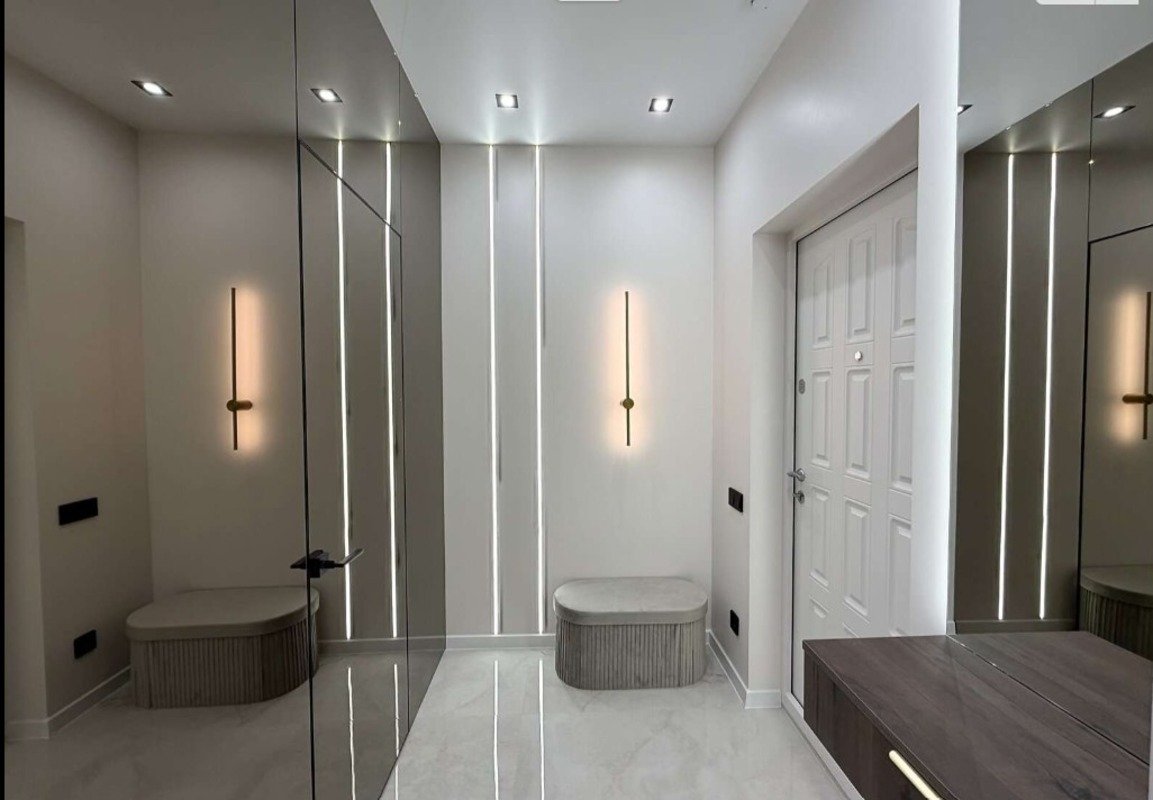 Квартира на вул. Краснова, 64 м², 125 000$ — FAKTOR