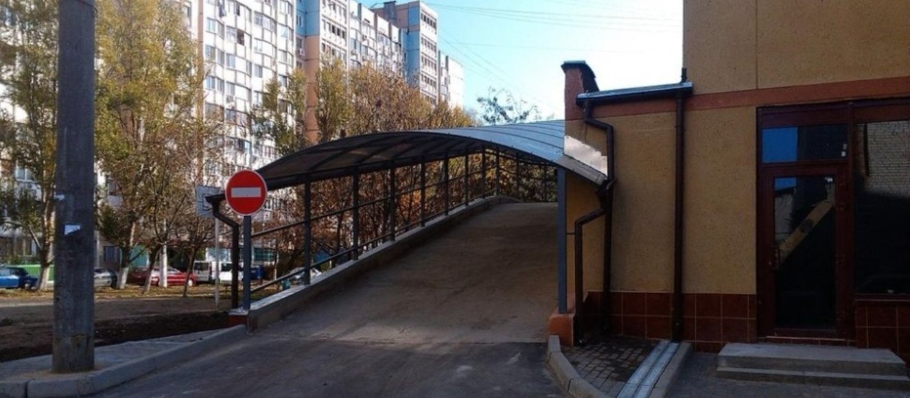 Комерційна нерухомість на вул. Ильфа и Петрова, 15 м², 5 200$ — FAKTOR